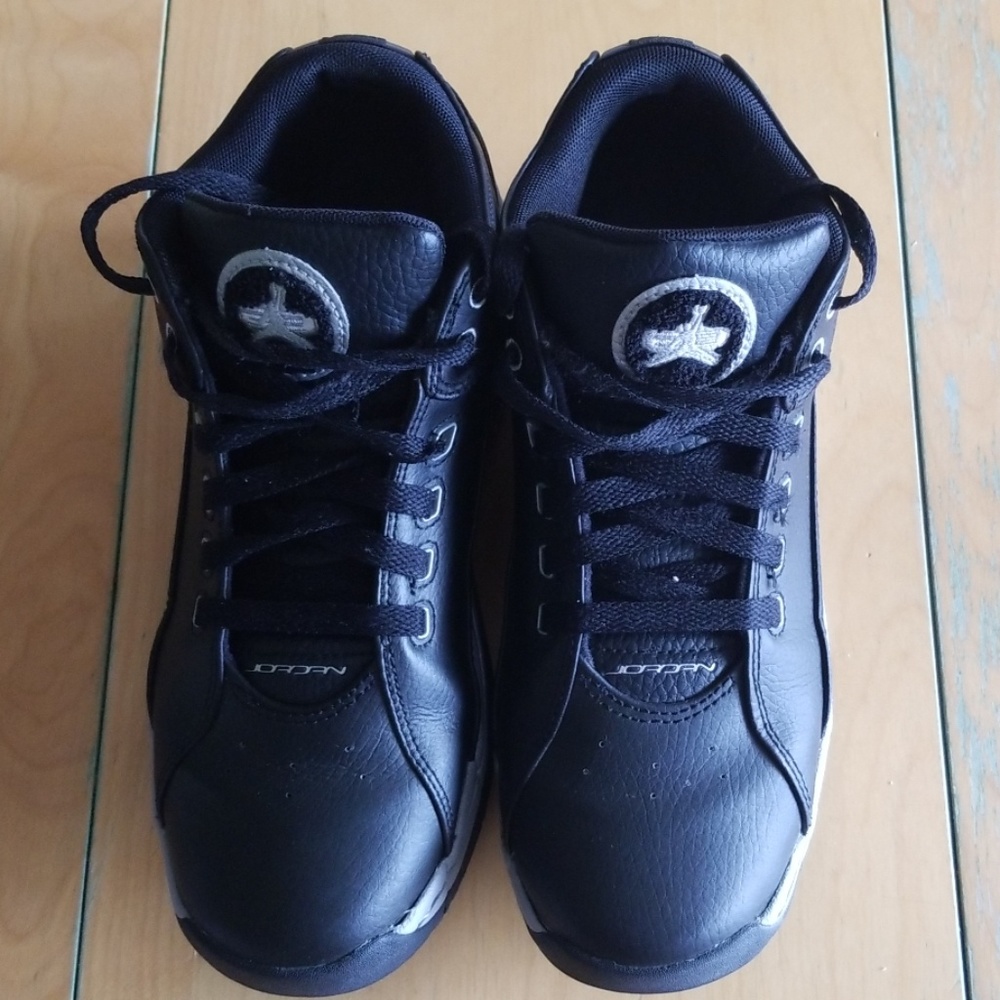 Nike Jordan Kids

Basketball Shoe 6.5 Kids US